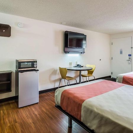 Motel 6-Troutville, Va Buitenkant foto